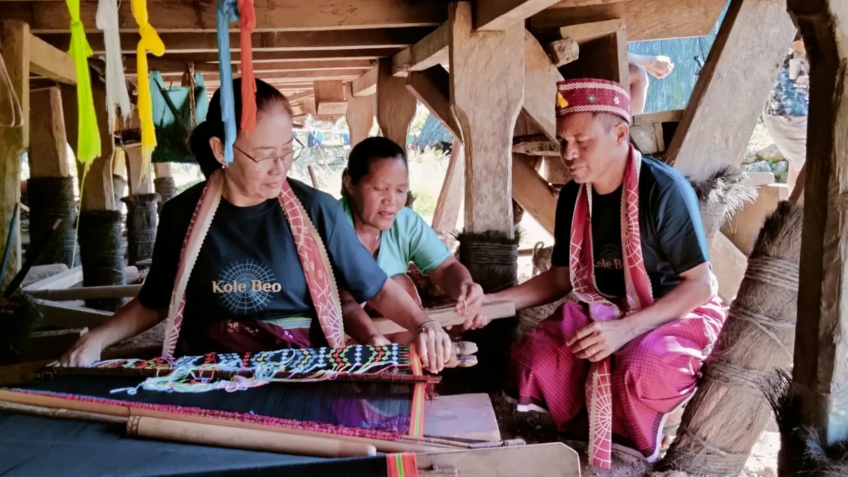Discovering the intricate, generation-old art of traditional Flores weaving up close.